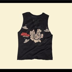 Women tank top